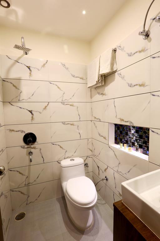 Hotel Rk Grande Ludhiana Ngoại thất bức ảnh