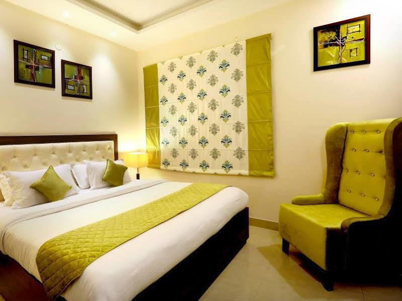 Hotel Rk Grande Ludhiana Ngoại thất bức ảnh