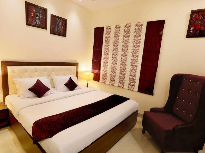 Hotel Rk Grande Ludhiana Ngoại thất bức ảnh